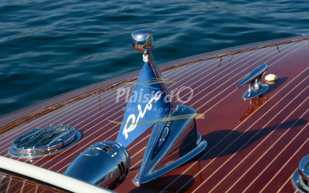 slider 28 Riva Tritone