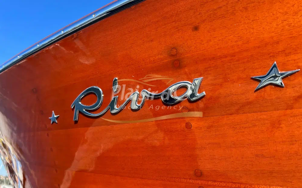 slider 37 Riva Tritone