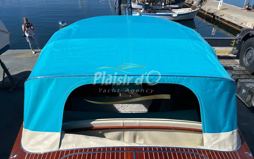 slider 45 Riva Tritone