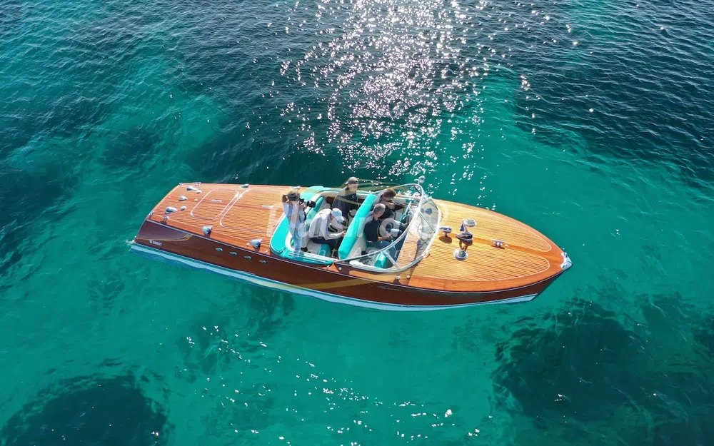 slider 47 Riva Tritone