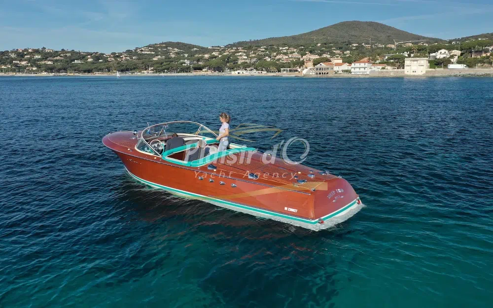 slider 49 Riva Tritone