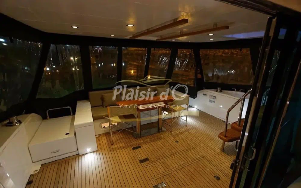 slider 10 Fairline Squadron 65