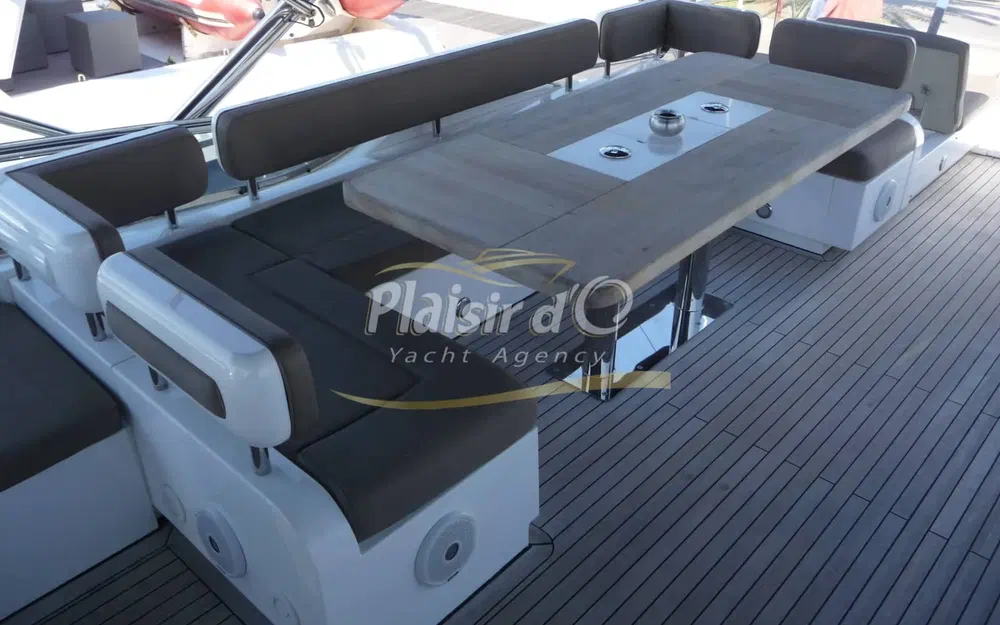slider 19 Fairline Squadron 65