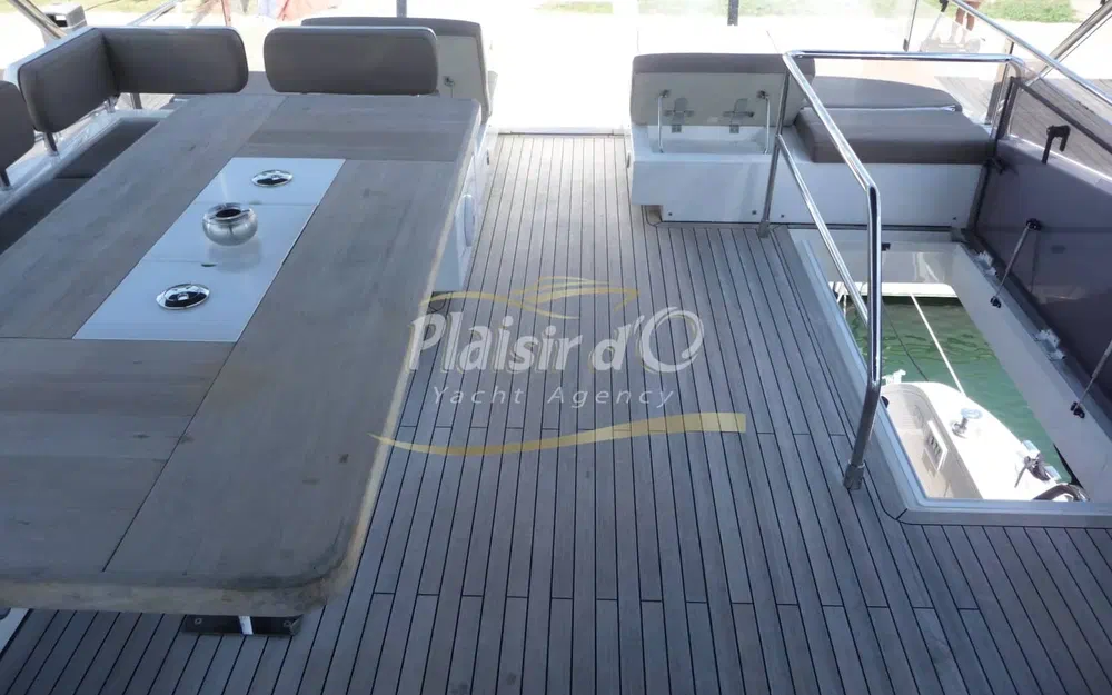 slider 20 Fairline Squadron 65
