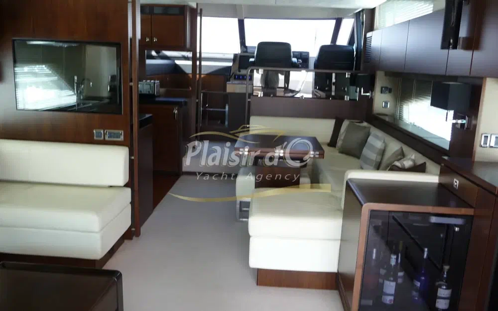 slider 25 Fairline Squadron 65