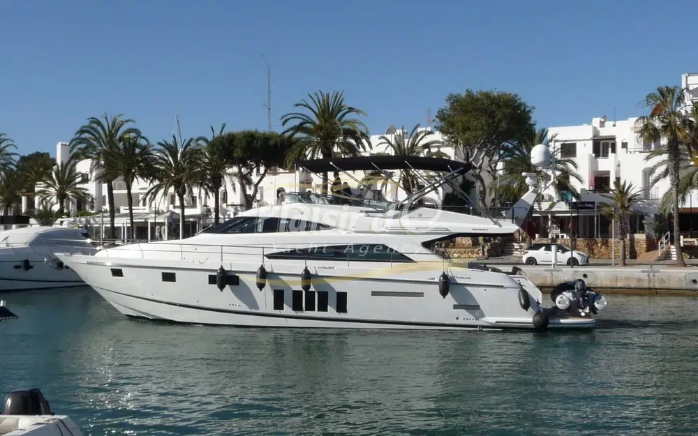 slider 2 Fairline Squadron 65