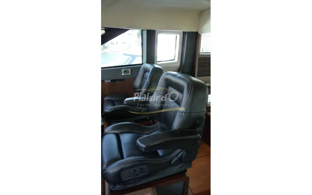 slider 31 Fairline Squadron 65
