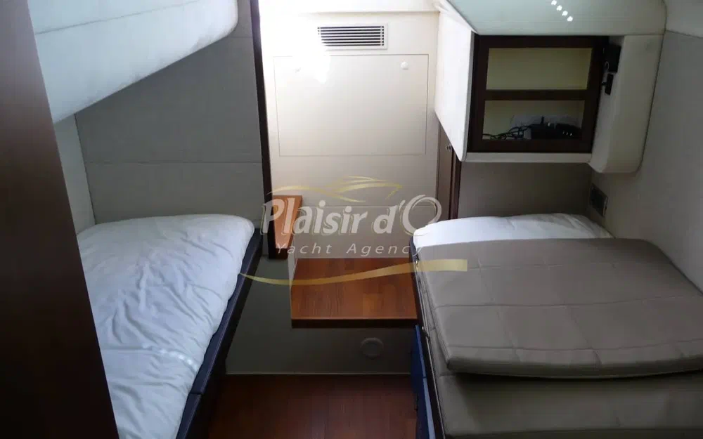 slider 42 Fairline Squadron 65