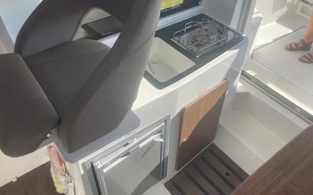 slider 27 Beneteau Antares 8 OB