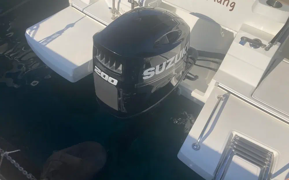 slider 18 Beneteau Antares 8 OB