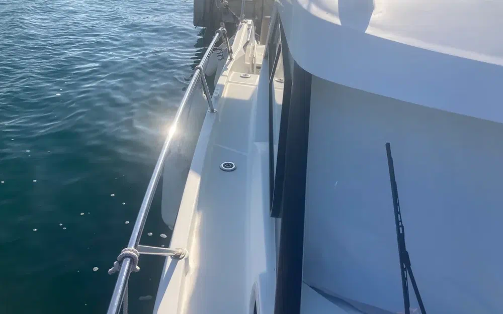slider 10 Beneteau Antares 8 OB