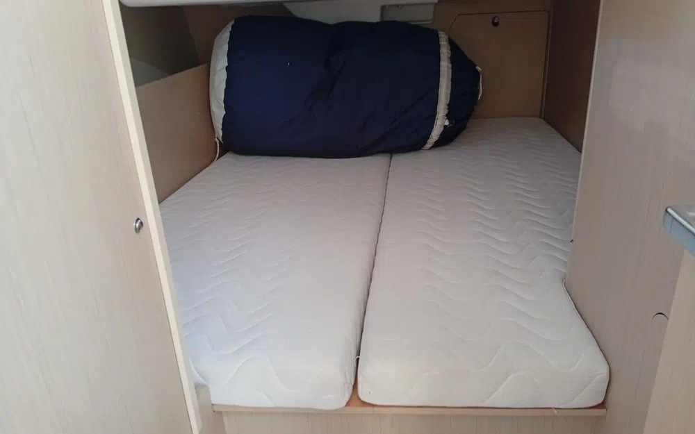 slider 25 Beneteau Oceanis 38.1