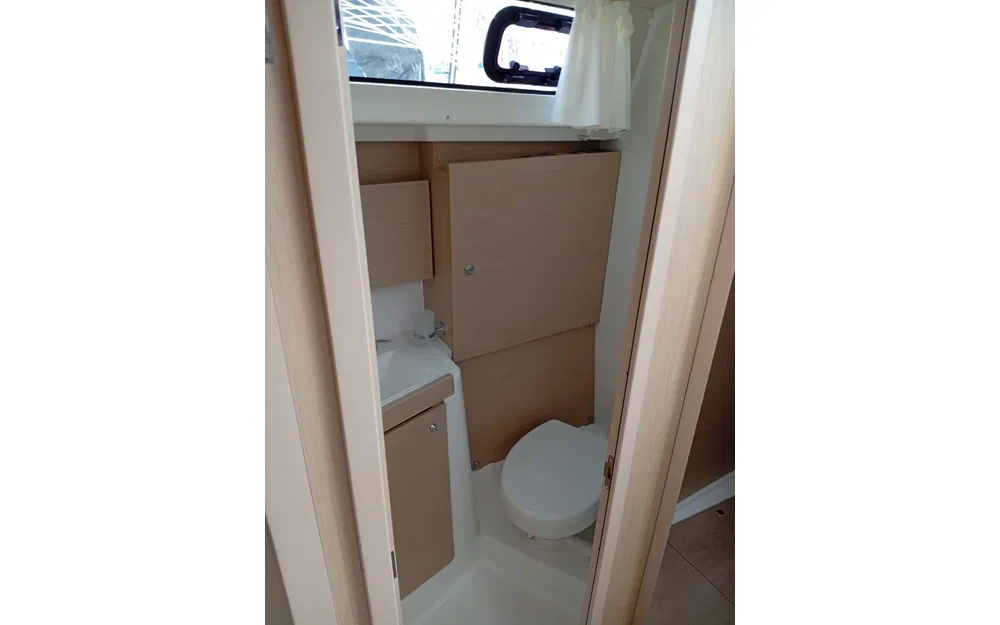 slider 26 Beneteau Oceanis 38.1