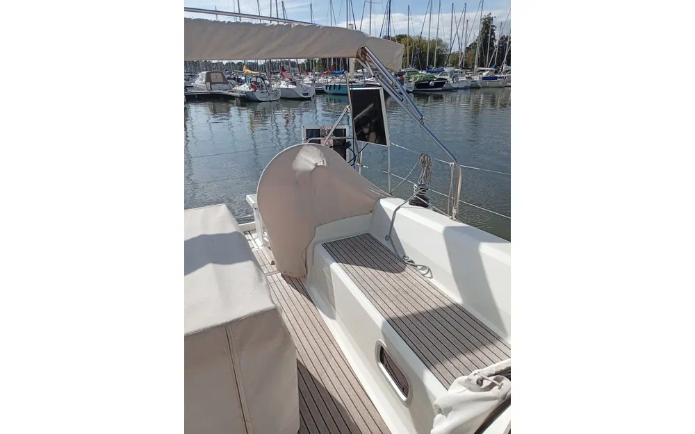 slider 5 Beneteau Oceanis 38.1