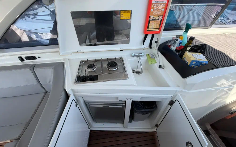 slider 12 Beneteau Gran Turismo 34