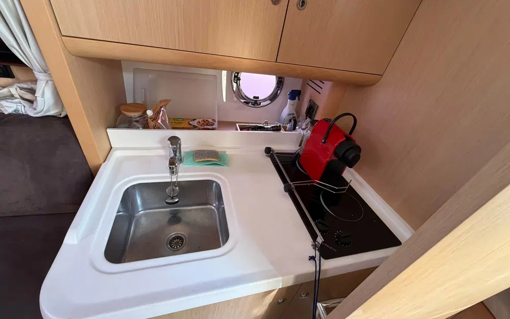 slider 16 Beneteau Gran Turismo 34