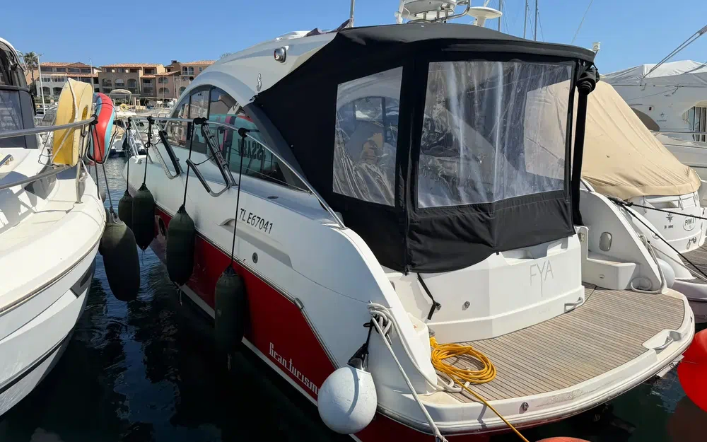 slider 3 Beneteau Gran Turismo 34