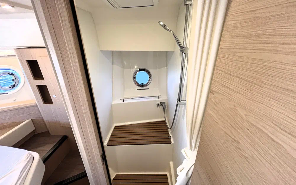 slider 24 Beneteau Swift Trawler 41 Fly