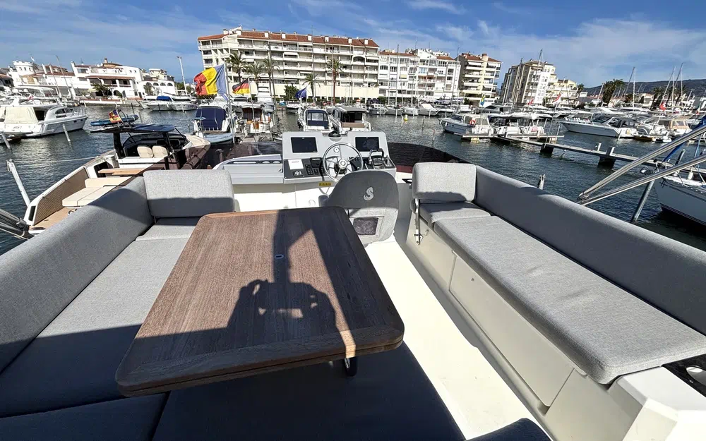 slider 29 Beneteau Swift Trawler 41 Fly