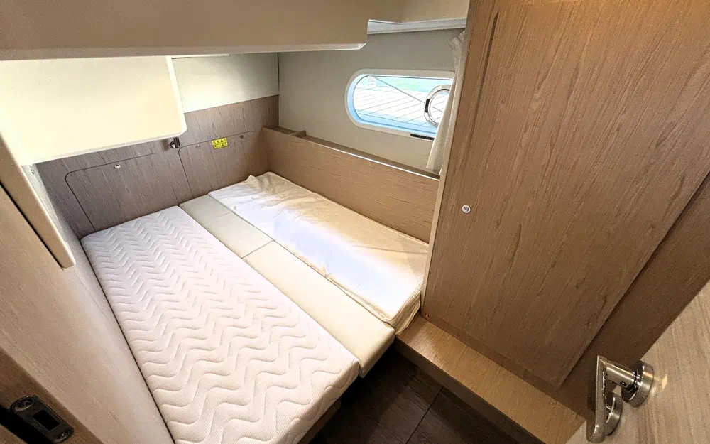 slider 26 Beneteau Swift Trawler 41 Fly