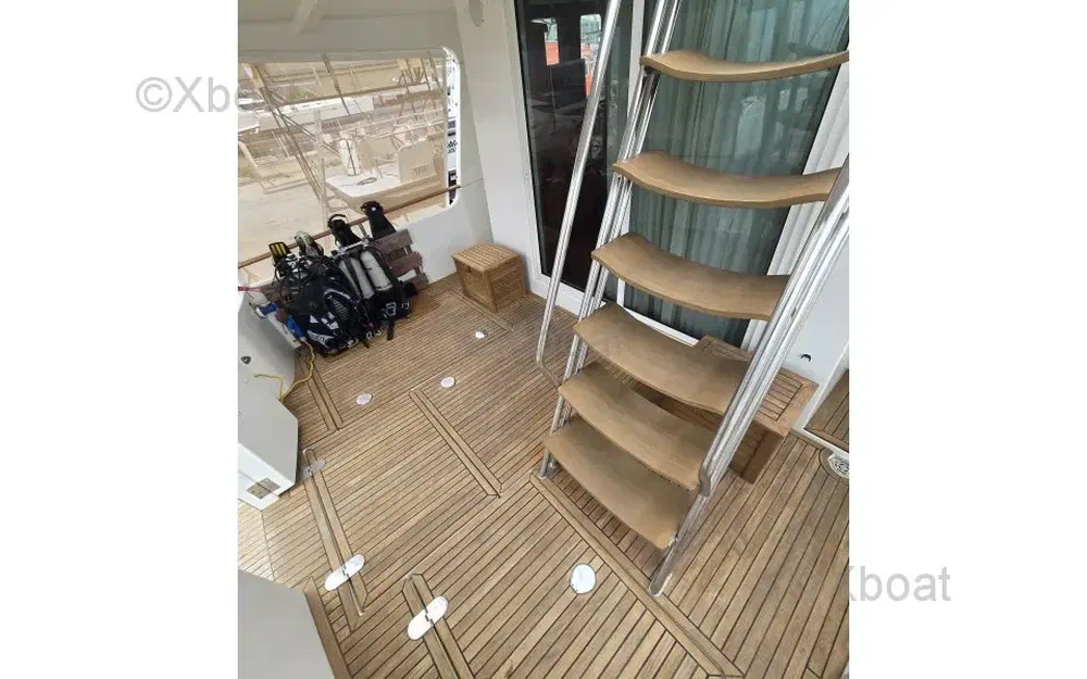 slider 11 Beneteau Swift Trawler 42