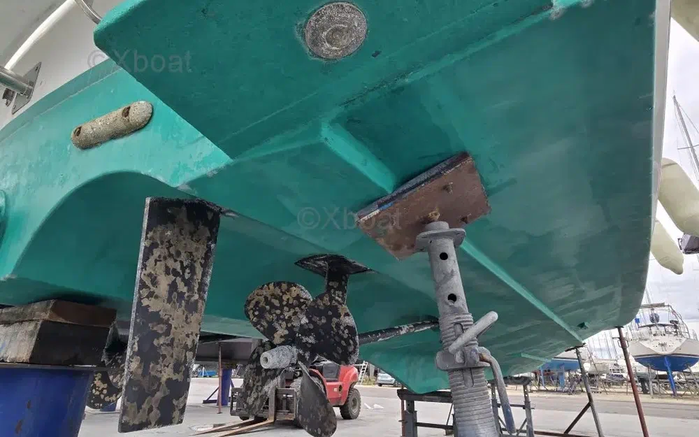 slider 7 Beneteau Swift Trawler 42