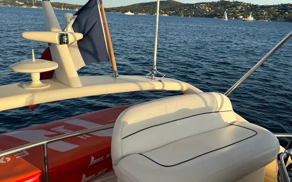slider 18 Portofino Marine Portofino 47 Fly