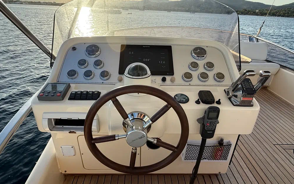 slider 19 Portofino Marine Portofino 47 Fly