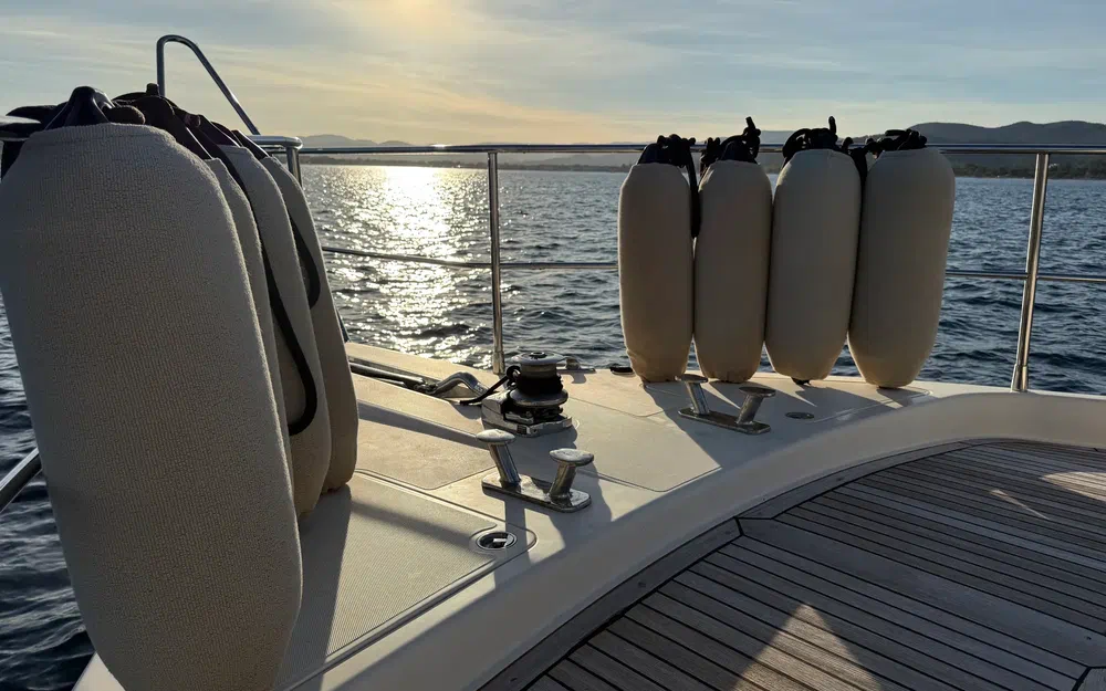slider 30 Portofino Marine Portofino 47 Fly