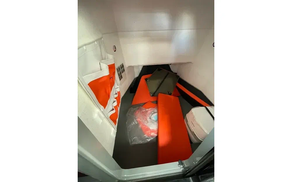 slider 5 Pacific Craft 750 Open
