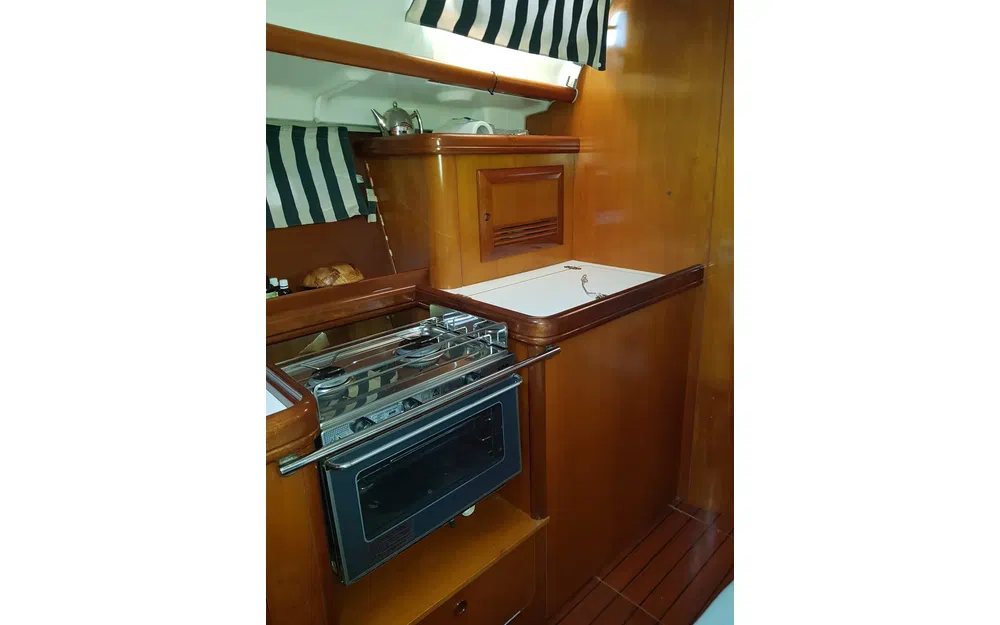 slider 2 Beneteau Oceanis 393