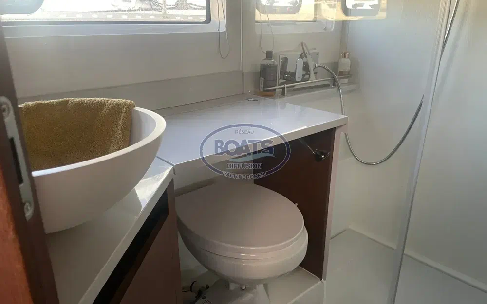 slider 9 Beneteau Antares 12
