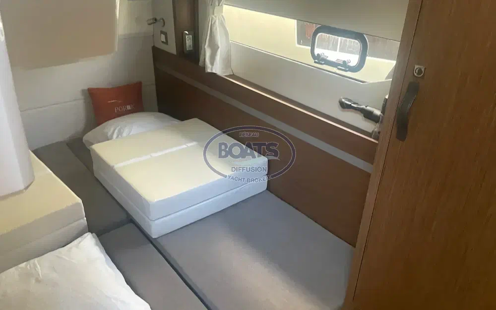 slider 10 Beneteau Antares 12