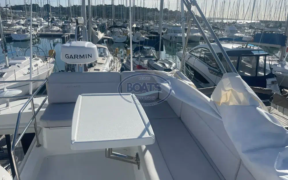 slider 5 Beneteau Antares 12