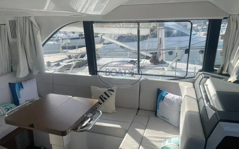 slider 7 Beneteau Antares 12