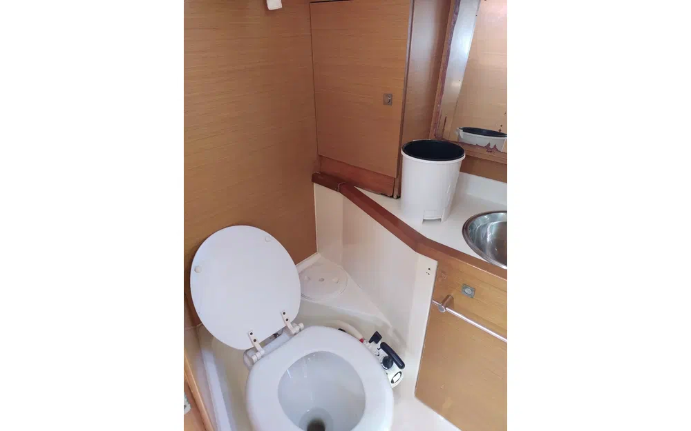 slider 7 Jeanneau Sun Odyssey 379