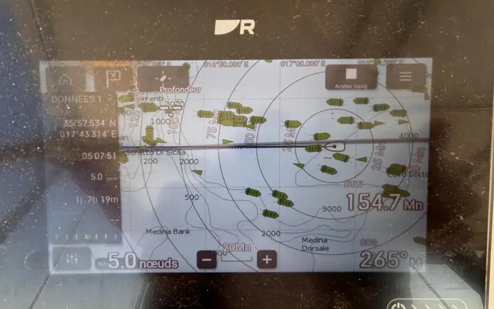 slider 24 Lagoon 410
