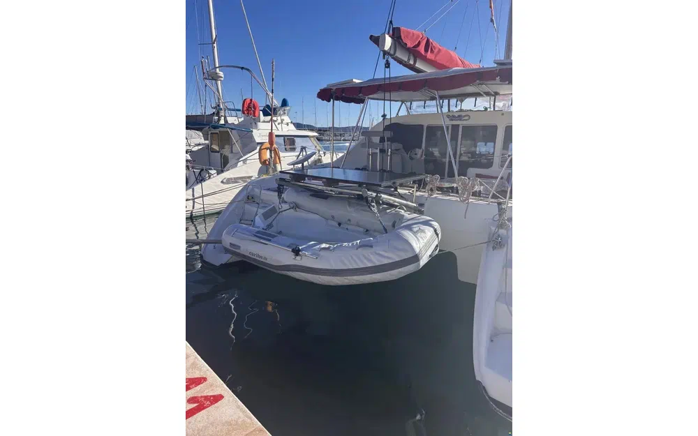 slider 4 Lagoon 410