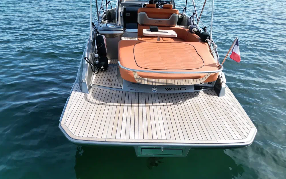 slider 1 Cranchi E 30 Endurance
