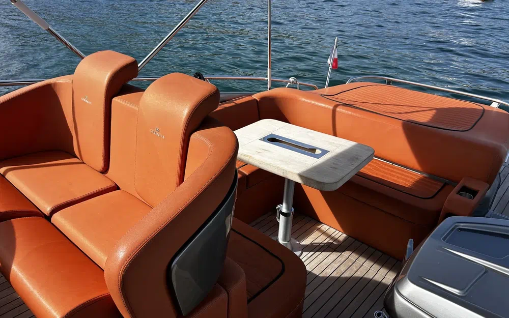 slider 8 Cranchi E 30 Endurance