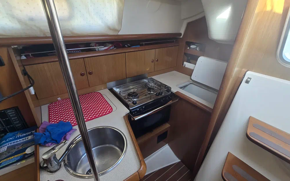 slider 19 Jeanneau Sun Odyssey 32.1