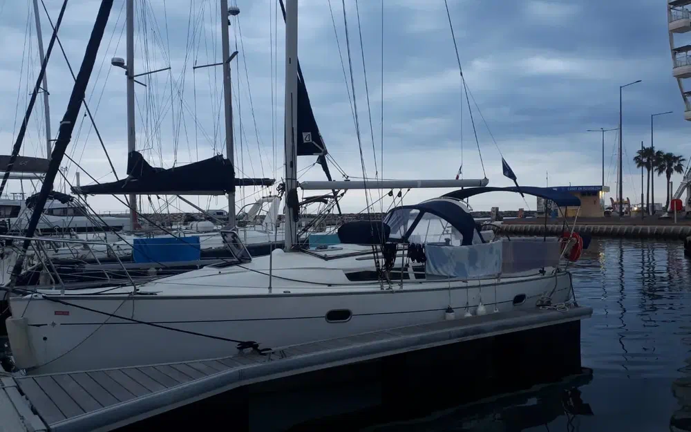 slider 1 Jeanneau Sun Odyssey 32.1