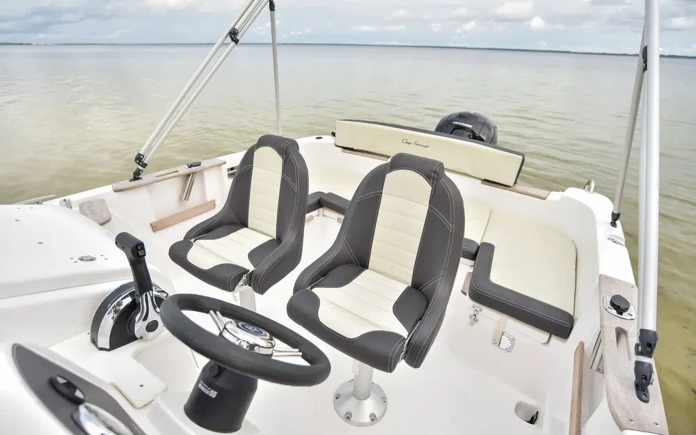 slider 8 B2 Marine Cap Ferret 652