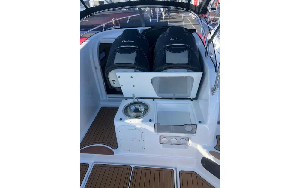 slider 13 B2 Marine Cap Ferret 752