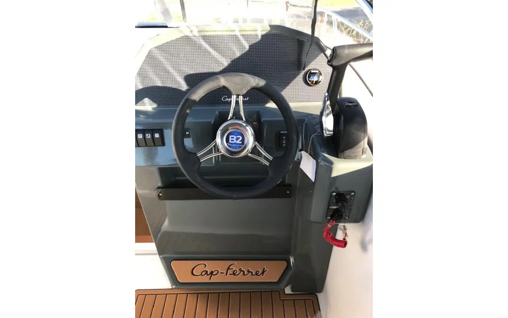 slider 18 B2 Marine Cap Ferret 752