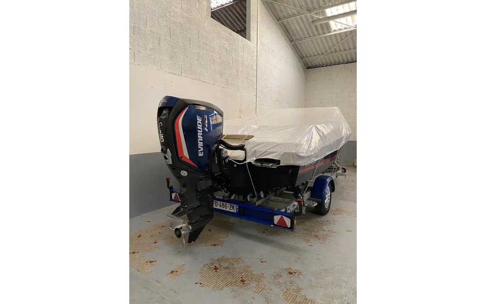 slider 3 Bayliner VR4 OB
