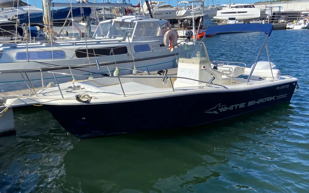 slider 1 White Shark 215