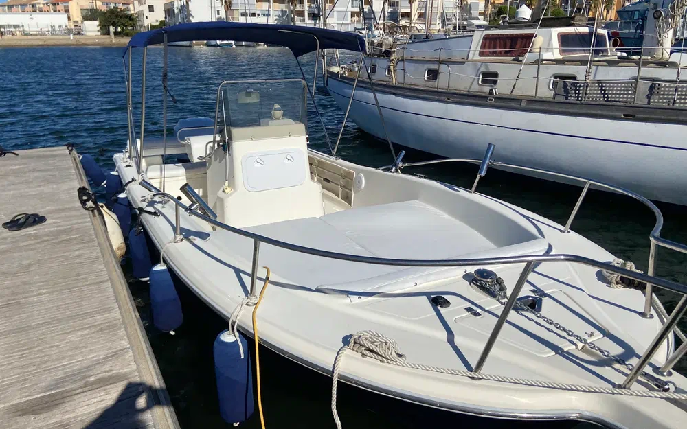 slider 6 White Shark 215