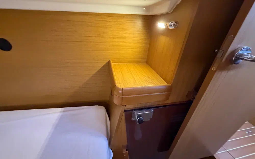 slider 38 Jeanneau Sun Odyssey 39i Performance