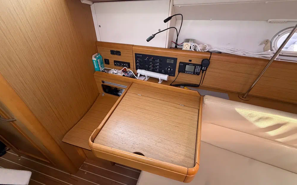 slider 48 Jeanneau Sun Odyssey 39i Performance